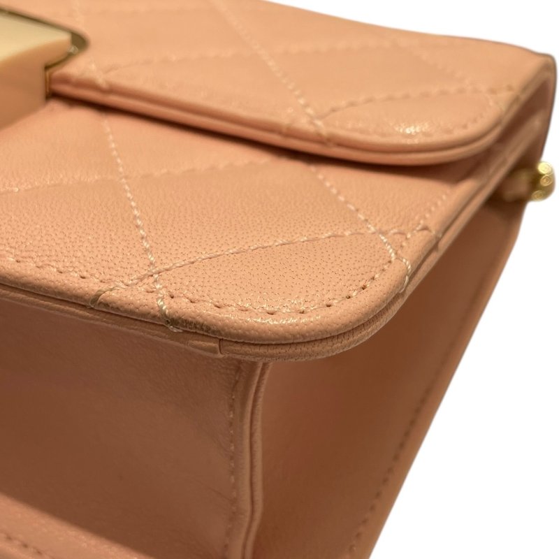 CHANEL 香奈兒 A93221 BEAUTY LOCK 側背包 皮革 粉色 金釦-6