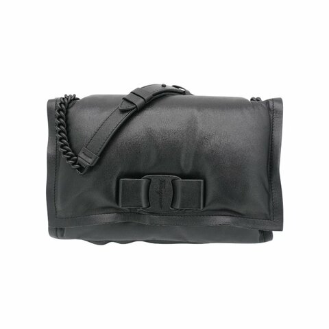 Ferragamo 霧面牛皮黑鍊肩背枕頭包(黑)