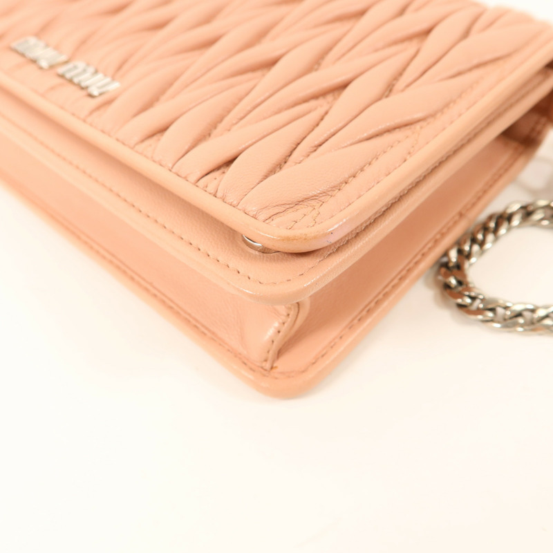 Miu Miu 羊皮皮革Mateiasse Delice銀扣鏈帶肩背袋-15