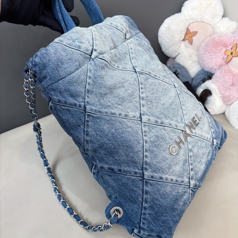 Chanel 23P藍色牛仔22bag雙肩包 尺寸約34×29，芯片款-4