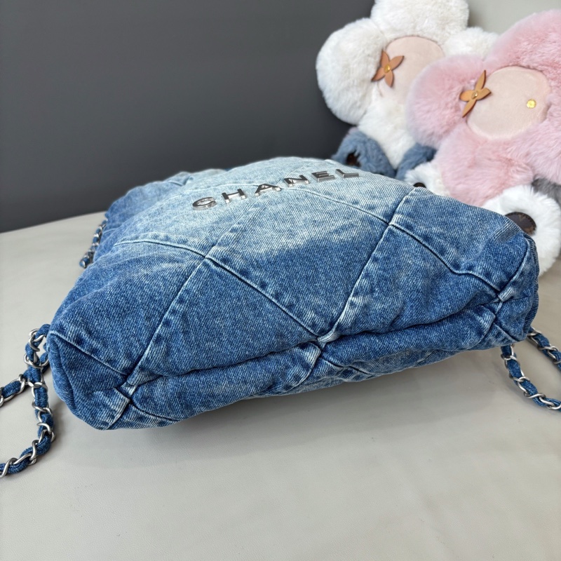Chanel 23P藍色牛仔22bag雙肩包 尺寸約34×29，芯片款-8