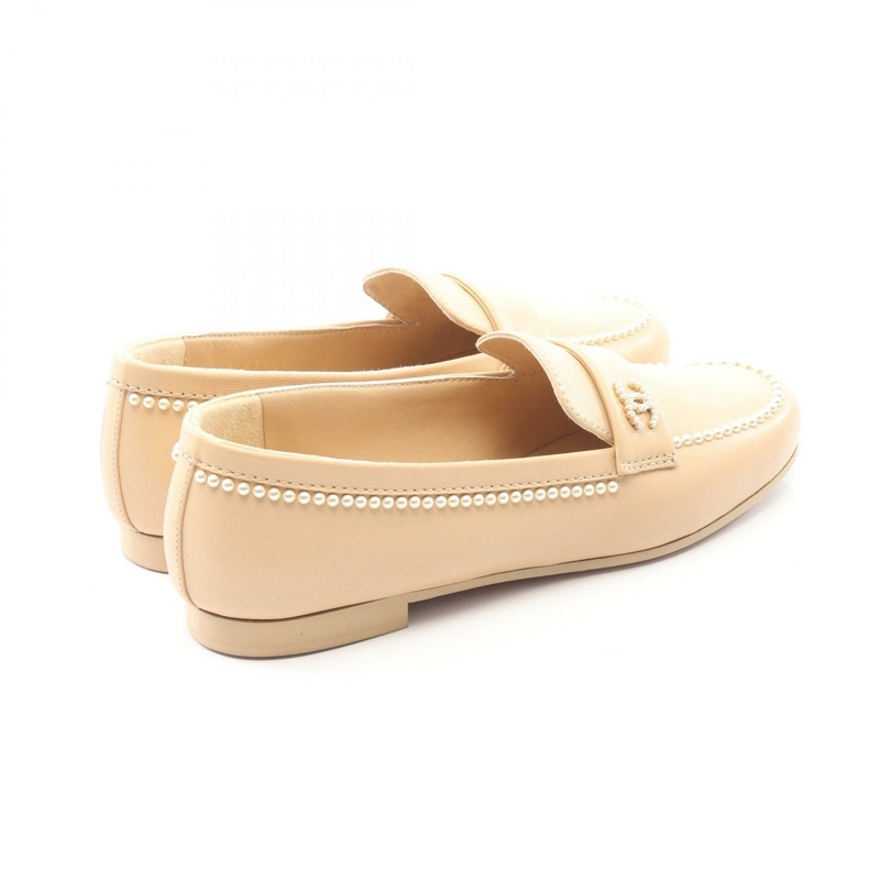 香奈兒 COCO Mark 平底樂福鞋，米色真皮，二手女款 #36-1