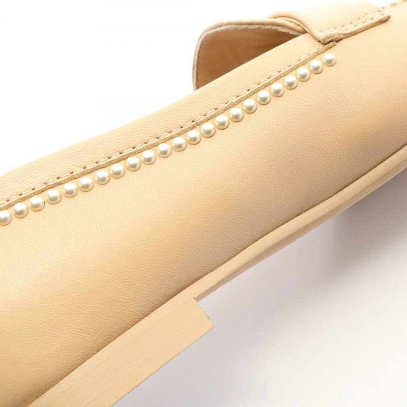 香奈兒 COCO Mark 平底樂福鞋，米色真皮，二手女款 #36-6