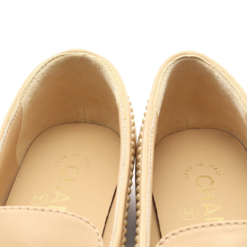 香奈兒 COCO Mark 平底樂福鞋，米色真皮，二手女款 #36-8