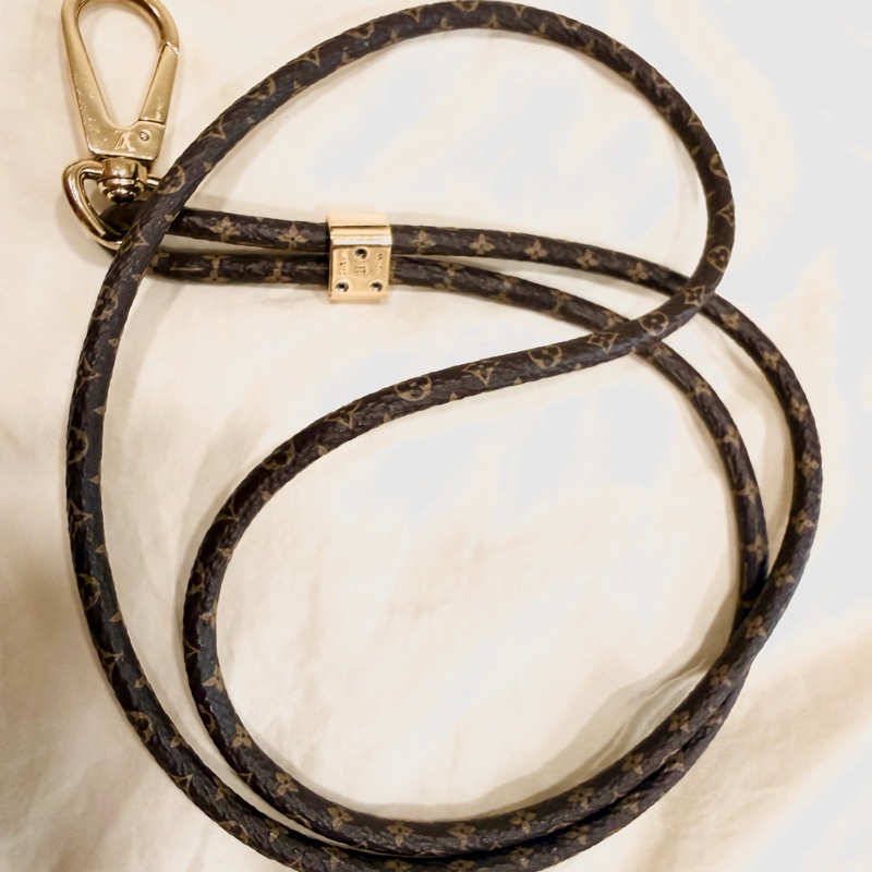 Louis Vuitton（Phone Holder Louise）掛頸手機殼 手機掛繩吊飾 M68382-4