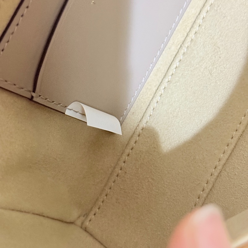 一摸就知道質感不輸小香 櫃上近1萬5🔥新款飯盒包Tory Burch Romy mini bag斜背包 (棕色 駝色 栗色 芝麻色 奶茶色)-6