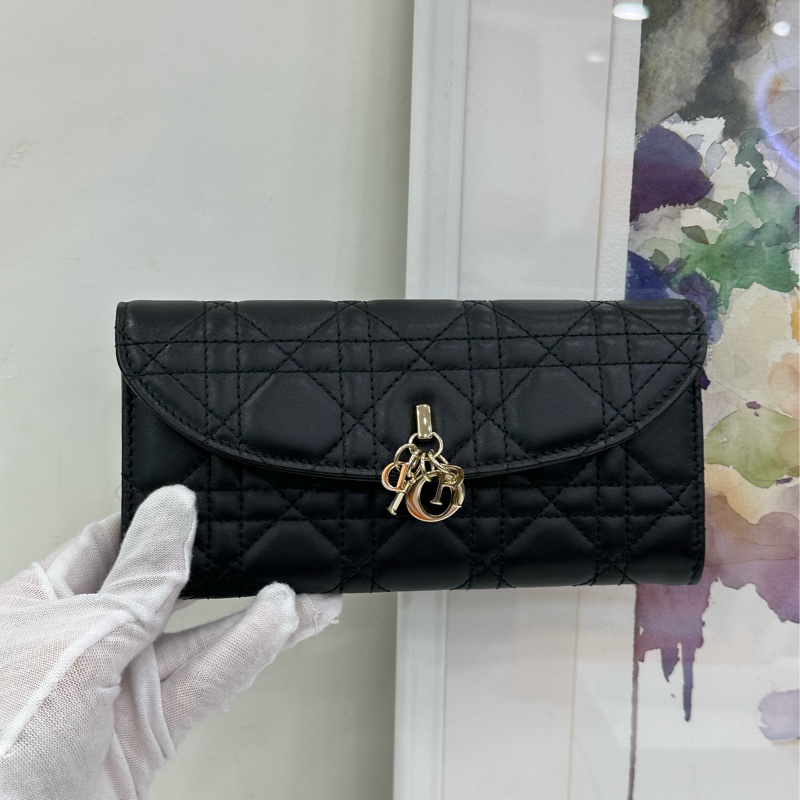 DIOR Dior My Dior 絎縫淡金色金屬吊飾磁扣開合 小羊皮 皮夾 女款 黑色 全新有單-1