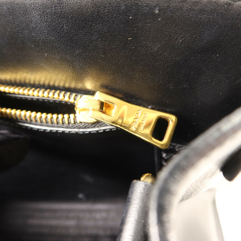 PRADA 牛皮皮革2 Way Shoulder金扣手挽肩背兩用袋-11