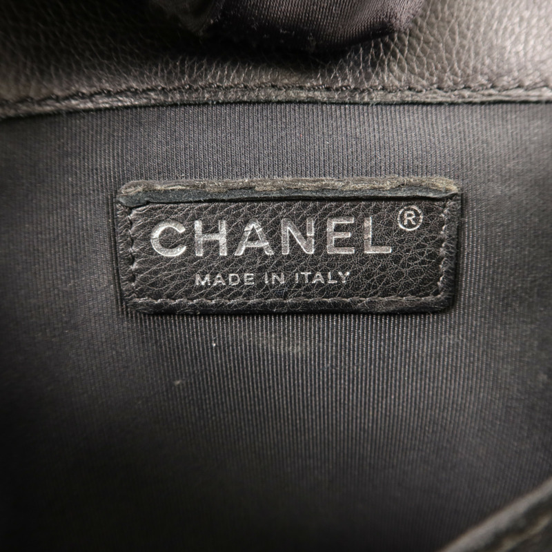 CHANEL 牛皮皮革Boy 28銀扣鏈帶肩背袋-7