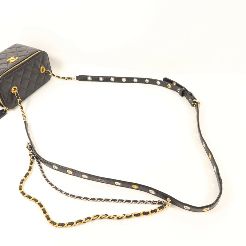 CHANEL 羊皮皮革Vanity Bag金扣鏈帶肩背袋-4