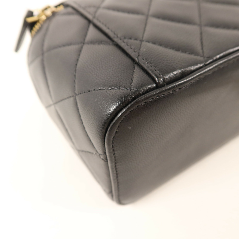 CHANEL 羊皮皮革Vanity Bag金扣鏈帶肩背袋-14