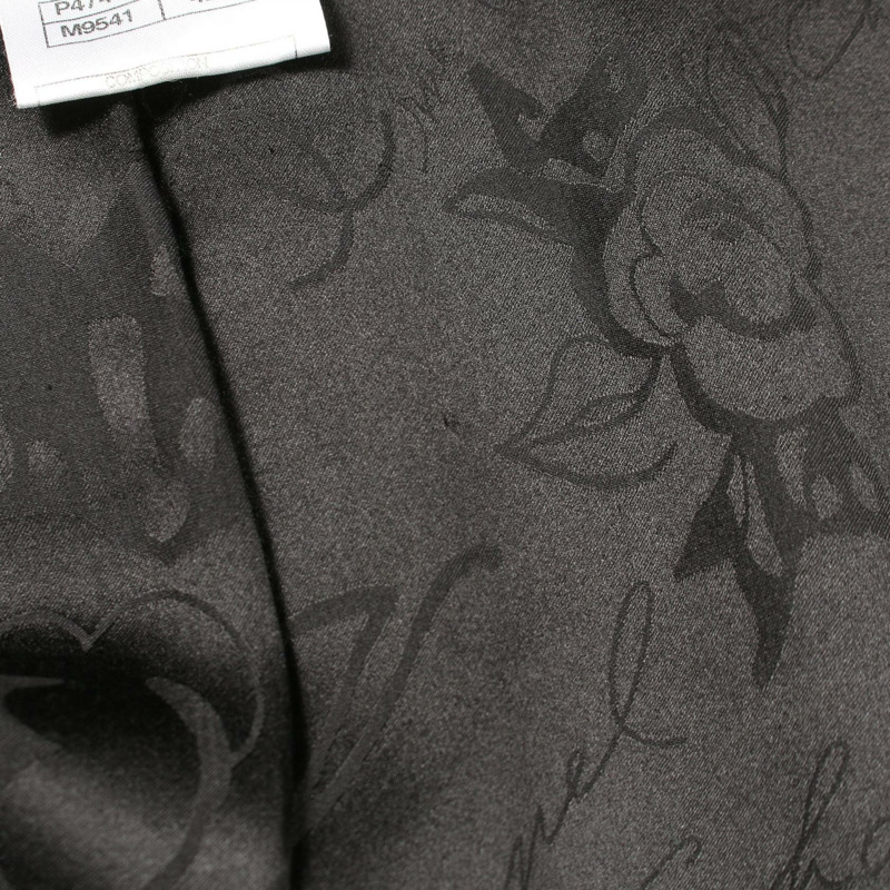 香奈兒 COCO 標誌紐扣 其他羊毛黑色二手女外套-4