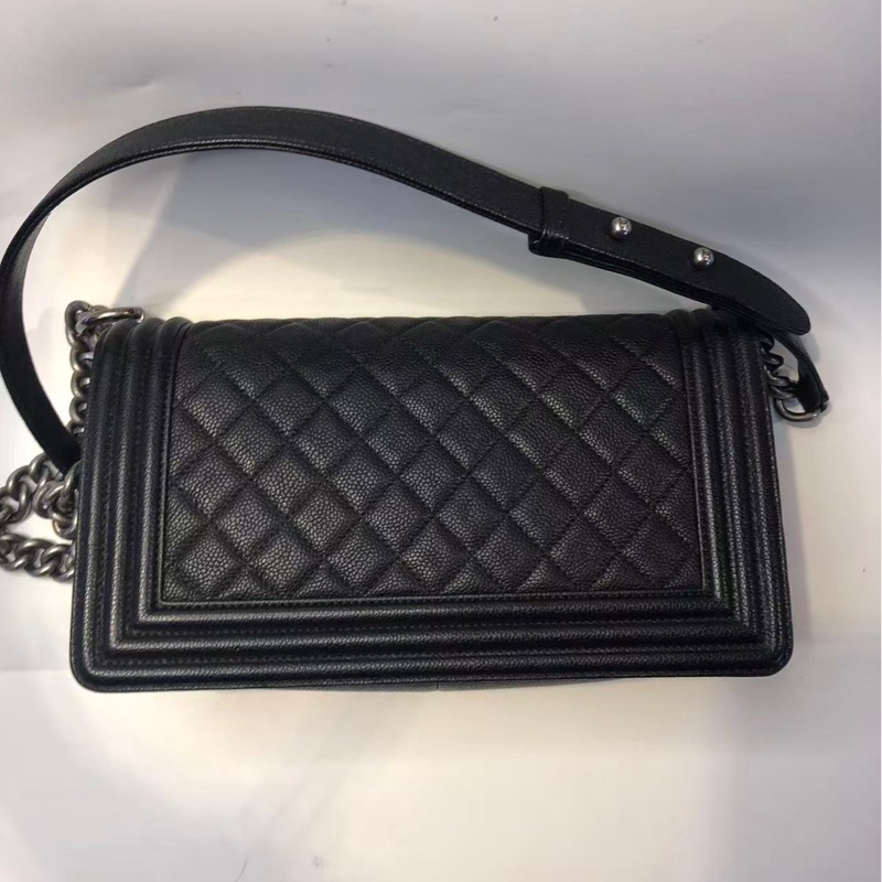 香奈儿（Chanel）Boy Chanel 中号单肩斜挎包-2