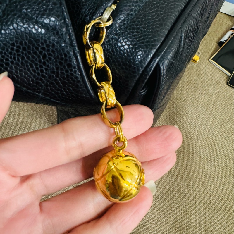 Chanel黑金菱格單肩包荔枝紋牛皮+金色雙C扣-6