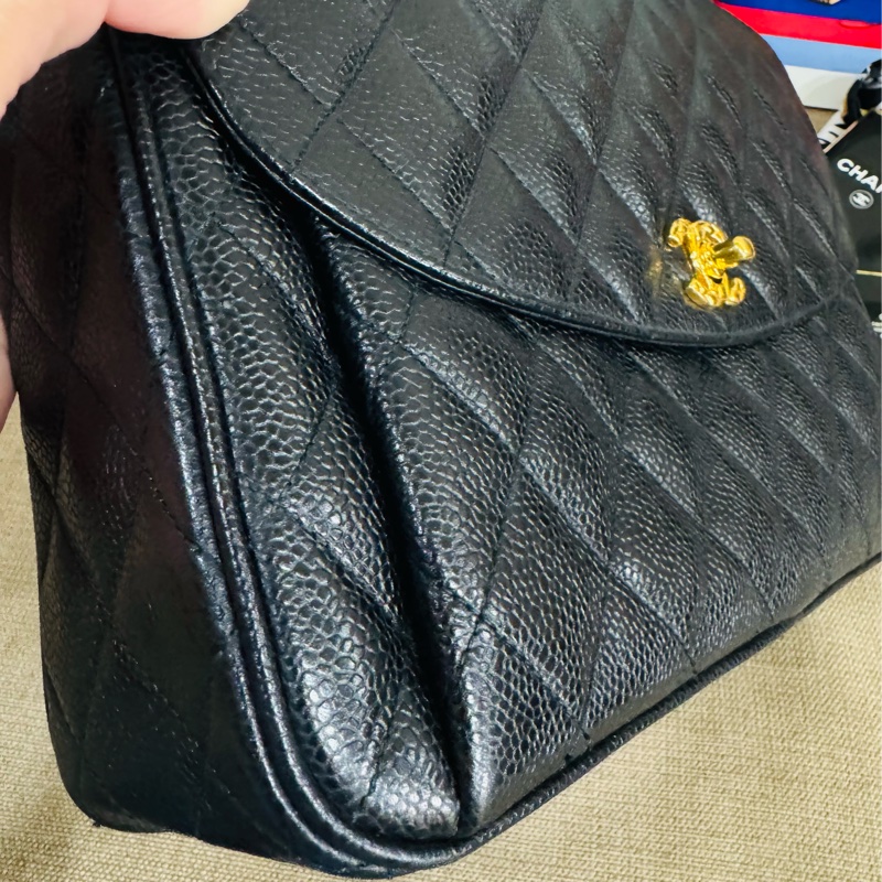 Chanel黑金菱格單肩包荔枝紋牛皮+金色雙C扣-25