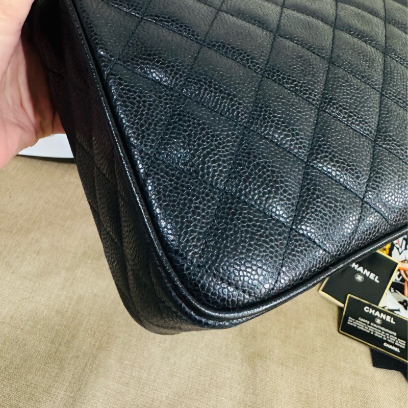 Chanel黑金菱格單肩包荔枝紋牛皮+金色雙C扣-28