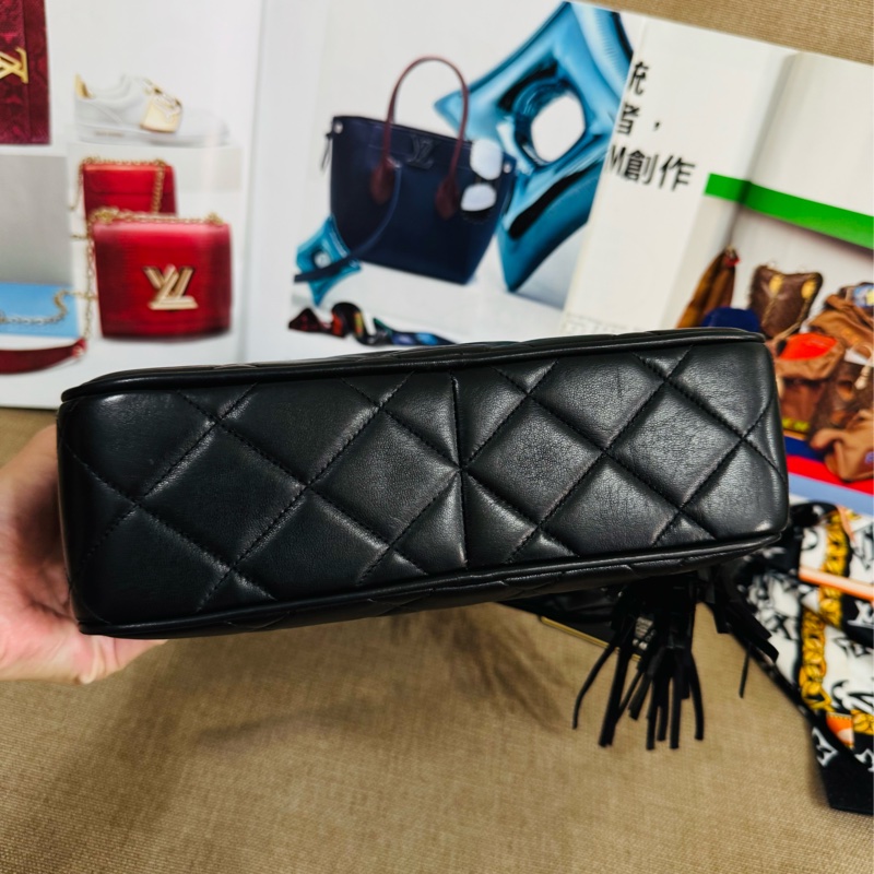 香奈兒中古黑色羊皮菱格斜背包，經典菱格紋+黑金配色-28