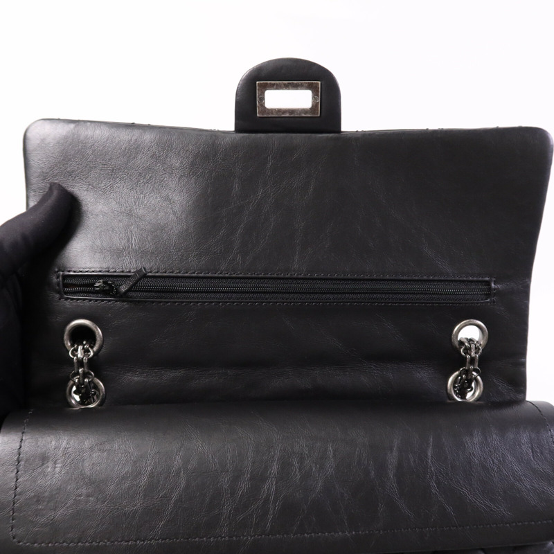 CHANEL 牛皮皮革2.55 Large銀扣鏈帶肩背袋-13