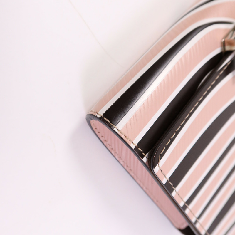 LOUIS VUITTON Epi Zebra Print Bag銀扣鏈帶肩背袋-4