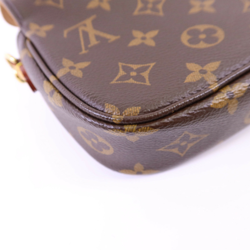 LOUIS VUITTON Monogram Wallet On Chain Ivy金扣肩背袋-13
