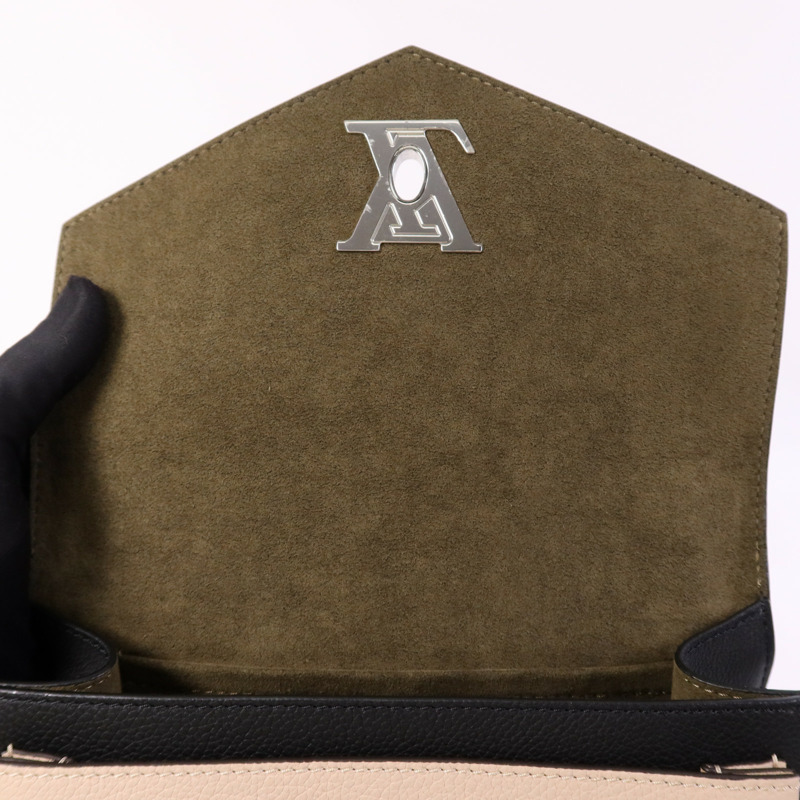 LOUIS VUITTON 牛皮皮革My Lock Me銀扣鏈帶肩背袋-10