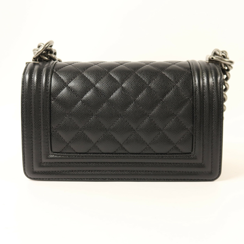 CHANEL 牛皮皮革Boy 20銀扣鏈帶肩背袋-1