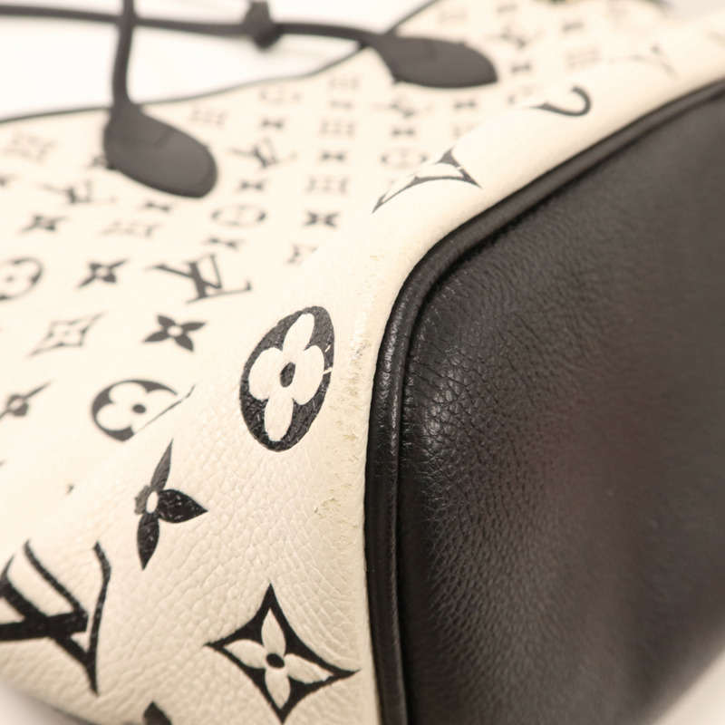 LOUIS VUITTON Monogram Empreinte Neverfull MM金扣手挽袋-14