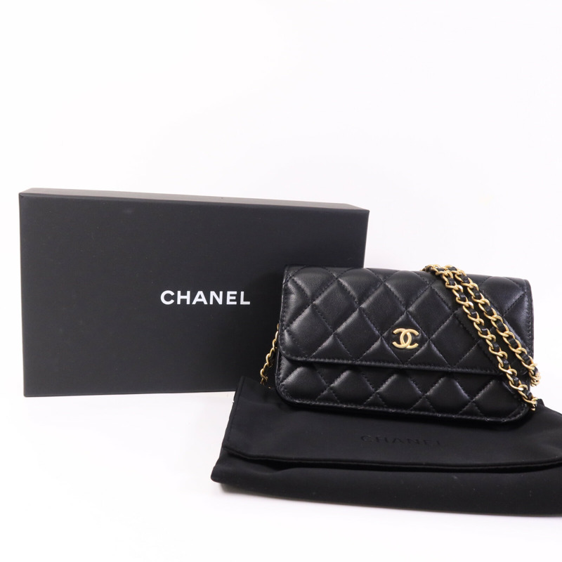 CHANEL 羊皮皮革WOC Wallet On Chain金扣鏈帶肩背袋-15