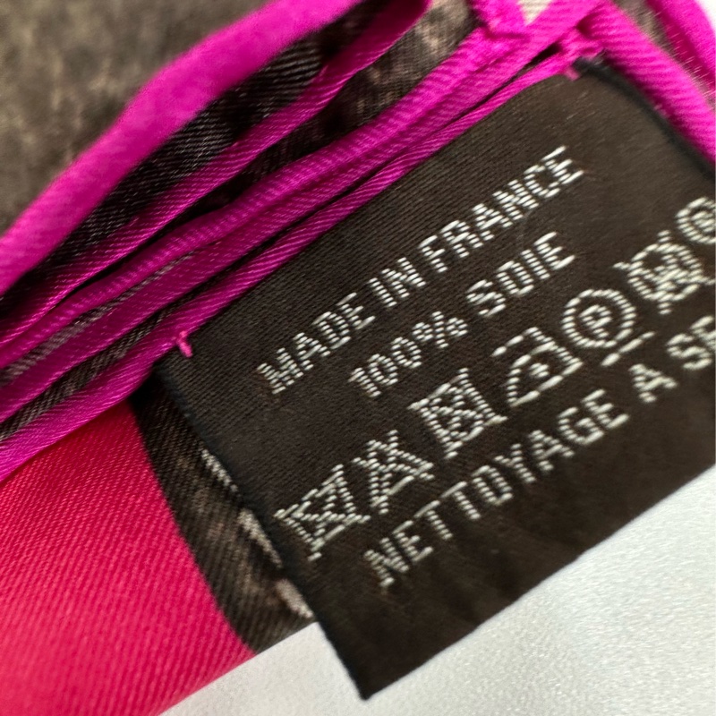 Hermes愛馬仕 Projets Carrés方巾計劃 限量真絲桑蠶絲披肩 140*140cm-3