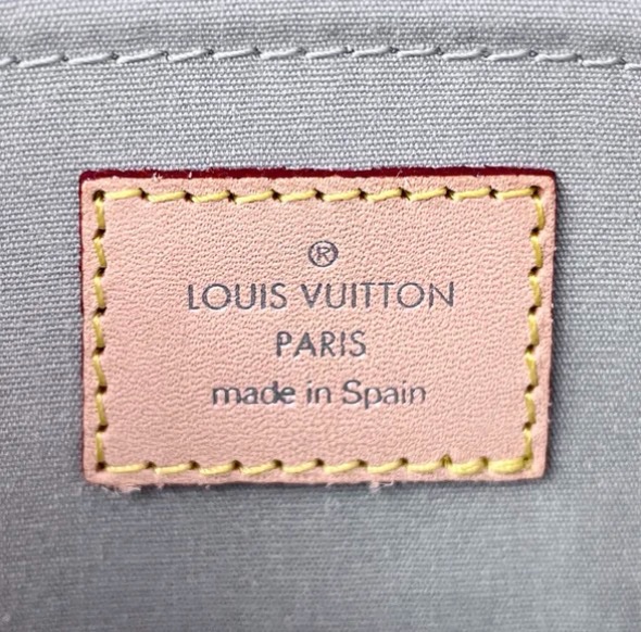 「JL精品代購」98新 LV超級限量銀色鏡面麻將包腋下包-12