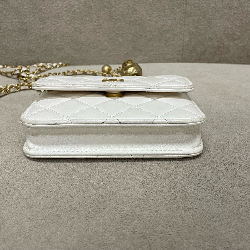 香奈兒/Chanel 小金球白色羊皮零錢鏈條斜背包-4