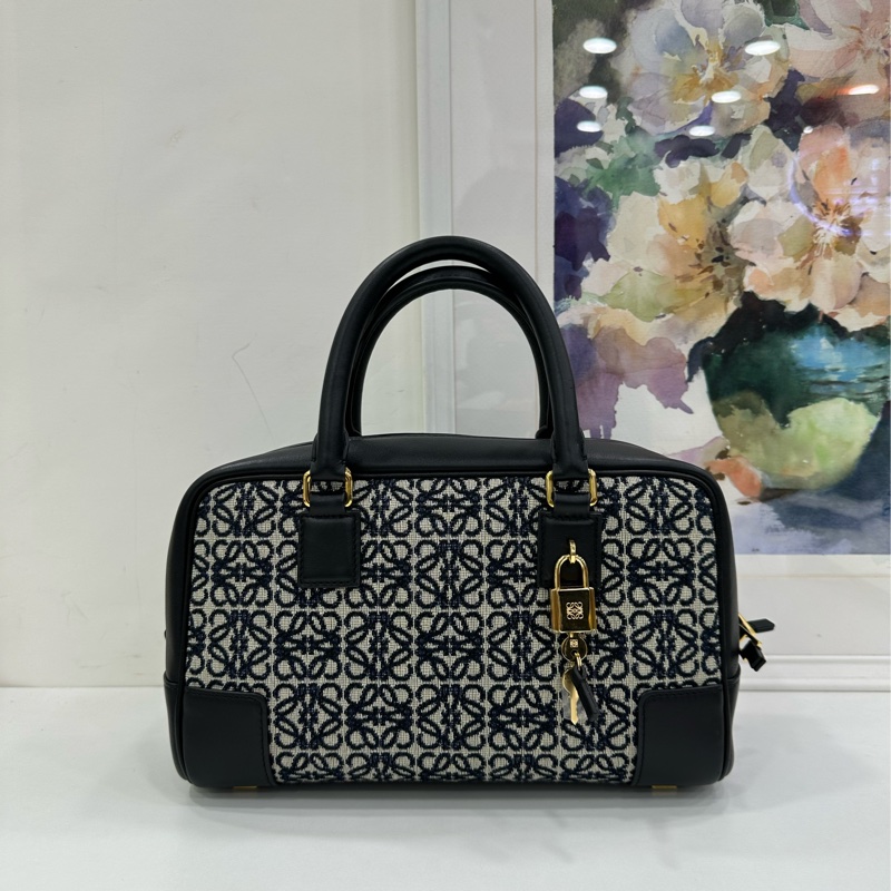 Loewe羅意威Amazona復古提花波士頓 老花拼皮 金扣 可手提斜挎 尺寸23*15*9-1