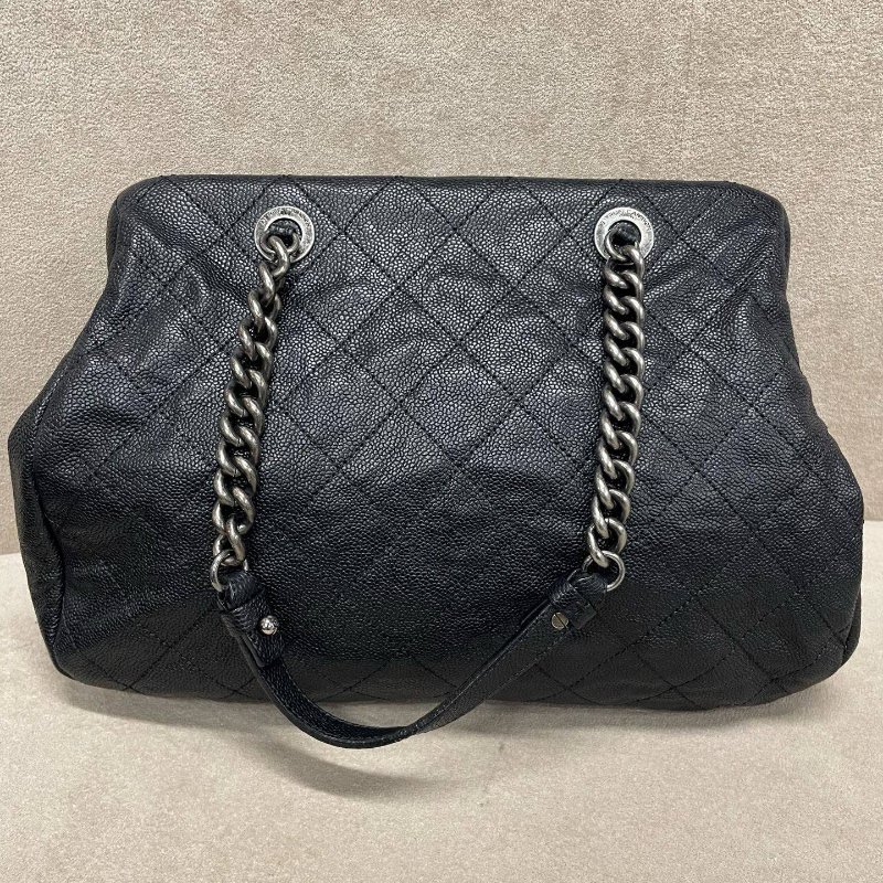 香奈兒/Chanel 黑銀魚子醬荔枝紋牛皮 保齡球托特包-2