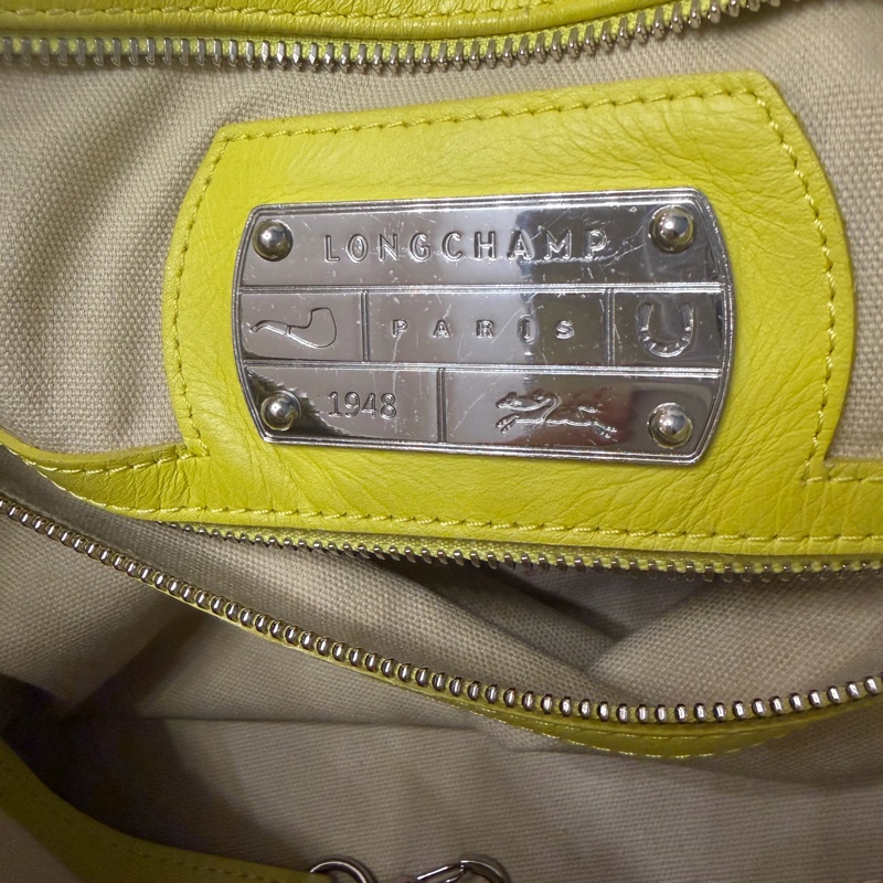 Longchamp 嫩黃色牛皮肩背包-12