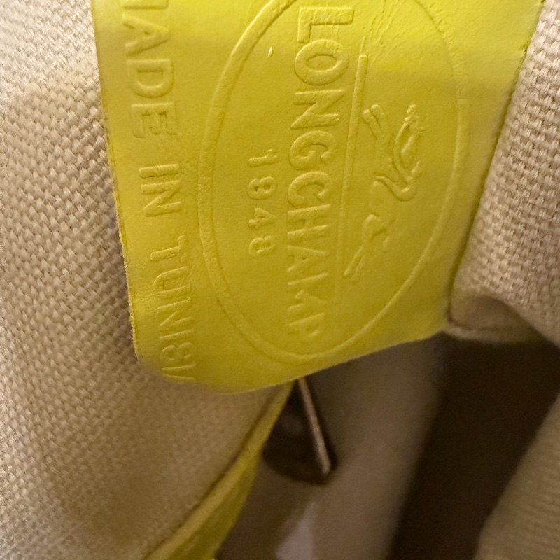 Longchamp 嫩黃色牛皮肩背包-15