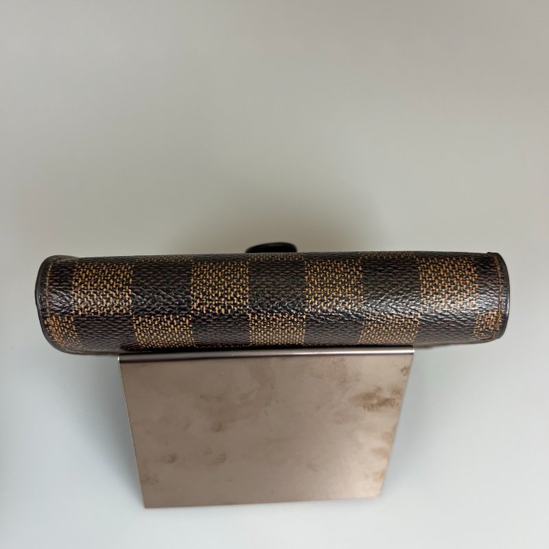 LV M61663 老花扣式口金包-5