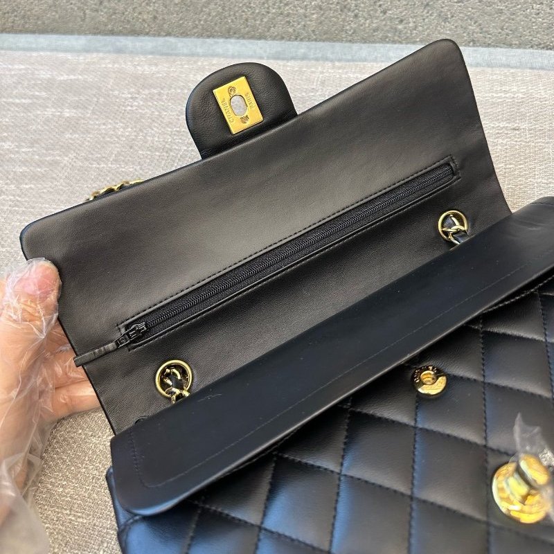 近新品 香奈兒/Chanel CF繫列中號黑金羊皮菱格紋鏈條包-10