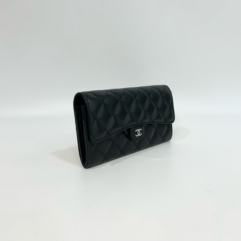 香奈兒經典長夾CHANEL黑銀羊皮COCO下蓋長夾AP0241-1