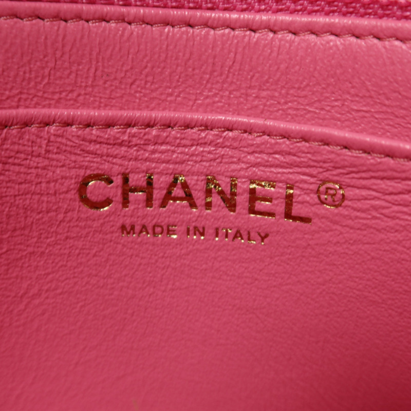 CHANEL 羊皮皮革Mini Classic 17金扣鏈帶肩背袋-5