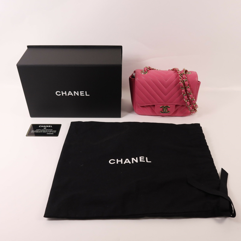 CHANEL 羊皮皮革Mini Classic 17金扣鏈帶肩背袋-9