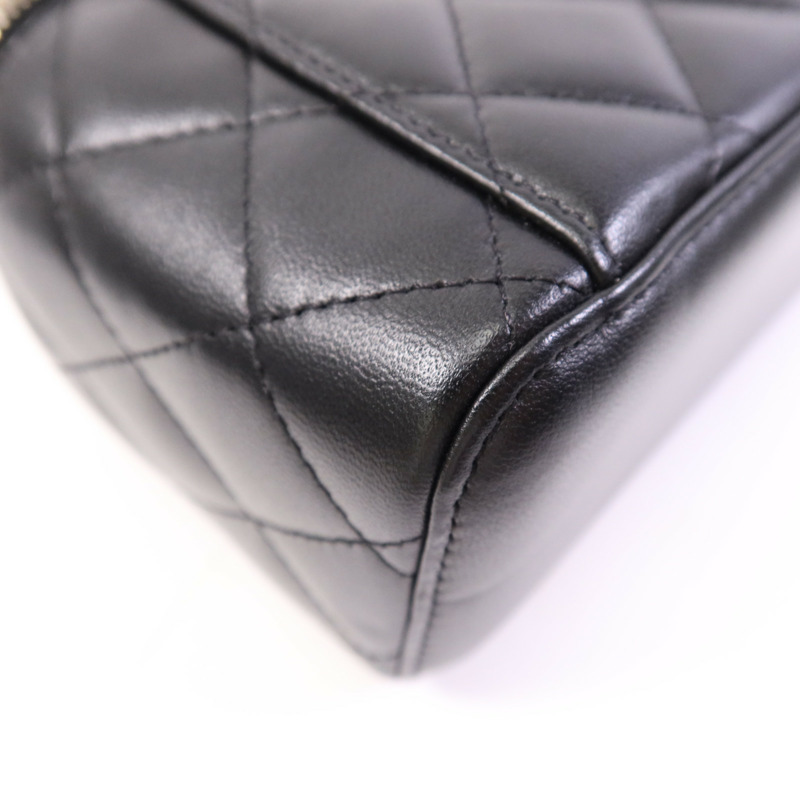 CHANEL 羊皮皮革Vanity Case金扣鏈帶肩背袋-7