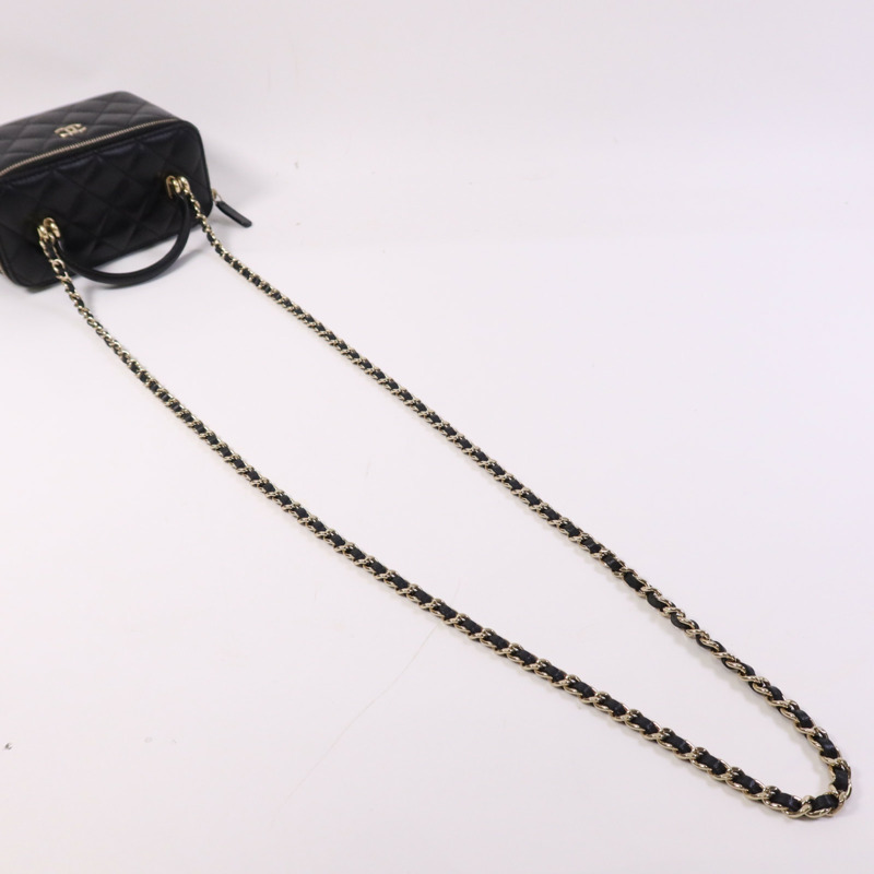 CHANEL 羊皮皮革Vanity Case金扣鏈帶肩背袋-8
