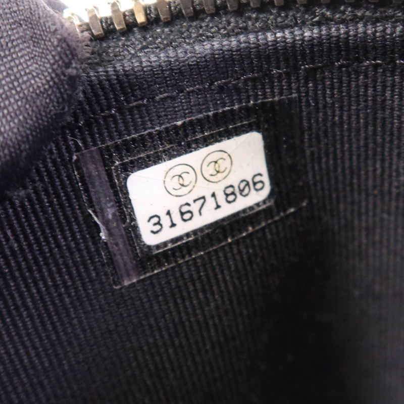 CHANEL 羊皮皮革Vanity Case金扣鏈帶肩背袋-13