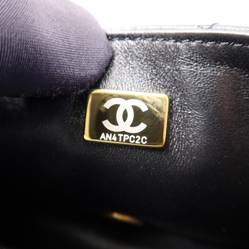 CHANEL 羊皮皮革Shoulder Bag金扣鏈帶肩背袋-8