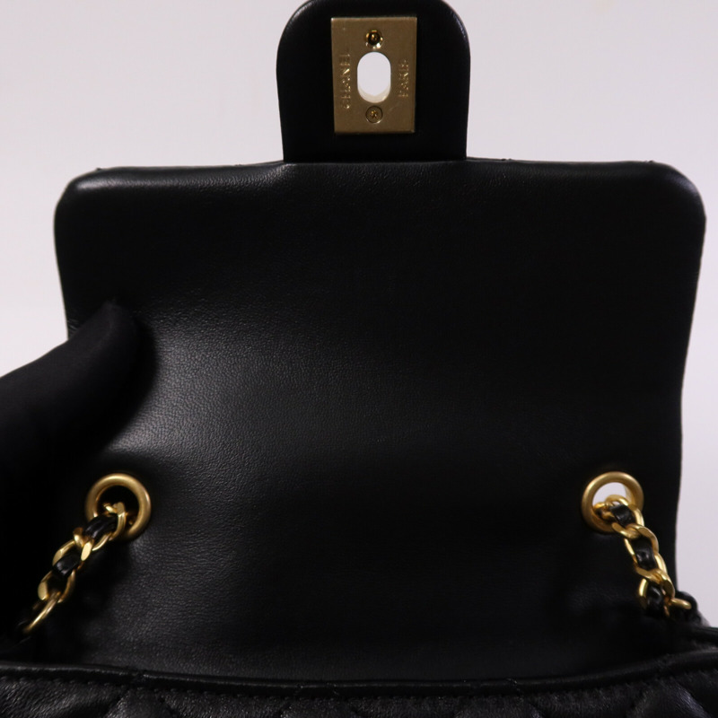 CHANEL 羊皮皮革Shoulder Bag金扣鏈帶肩背袋-16