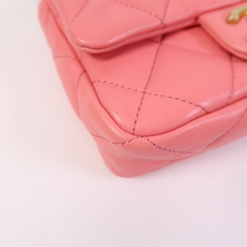 CHANEL 羊皮皮革Mini Matelasse Chain Shoulder金扣鏈帶肩背袋-5