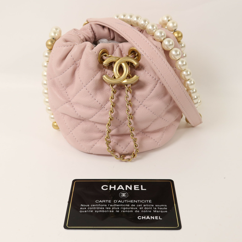CHANEL 羊皮皮革Bucket Pearl Bag金扣肩背袋-9