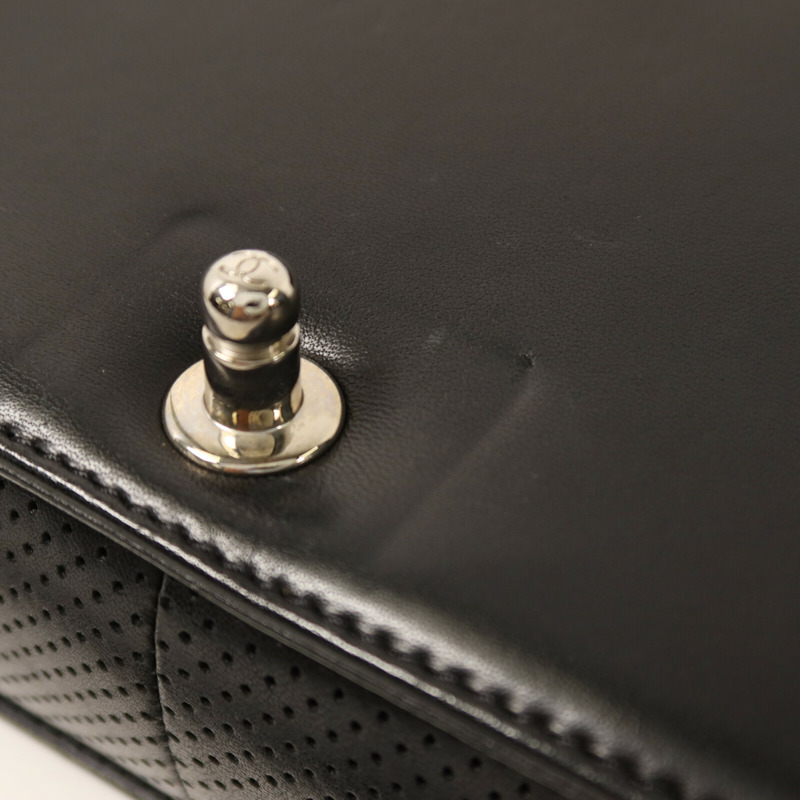 CHANEL 羊皮皮革Boy 25銀扣鏈帶肩背袋-17