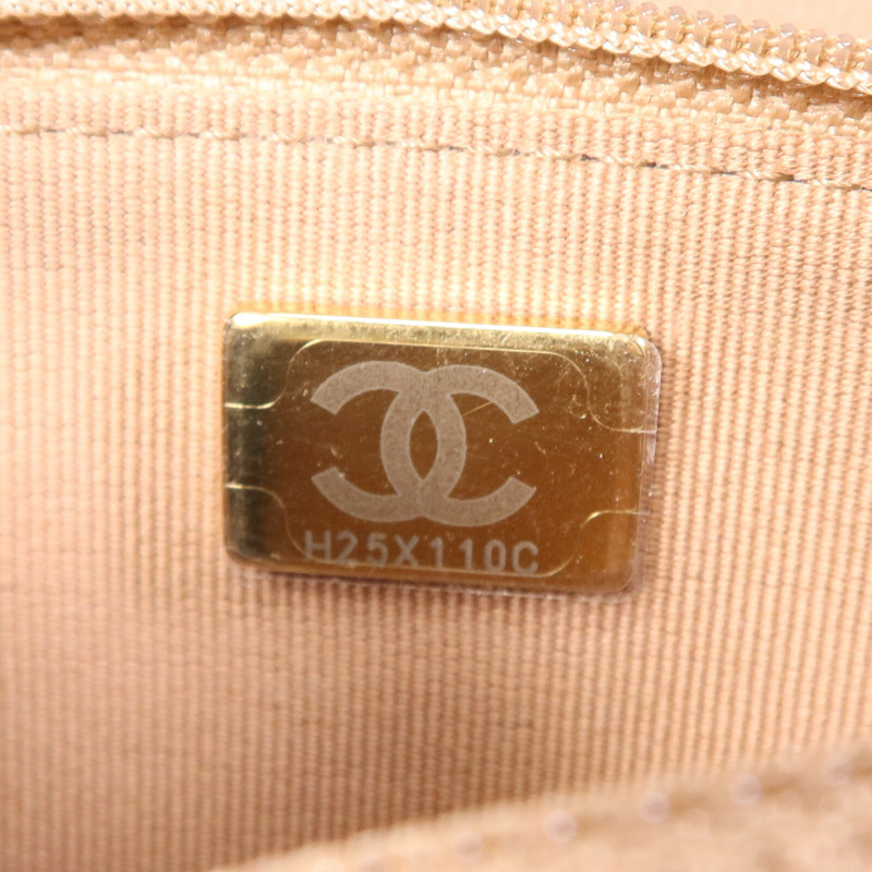 CHANEL 牛皮皮革WOC Wallet On Chain金扣鏈帶手挽肩背兩用袋-13