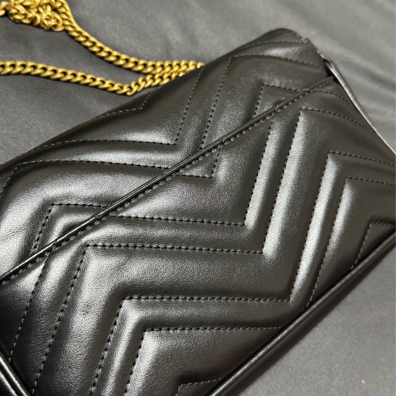 Gucci Marmont Small Shoulder Bag 21價格可議-4